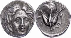 Ancient Coins Karien Rhodos, Didrachme (6,66g), 4. Jhdt. v. Chr. Av: Helioskopf halbrechts. Rev: Rosenblüte mit Trieb und Knospe, links Prora. Ss. Mit Unterlegzettel der Münzhandlung Athena, München. 