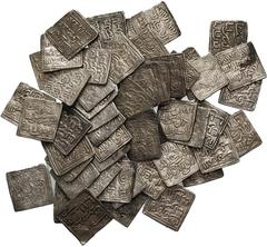 Large Lots ISLAMIC. FATIMID. Lot of four (4) coins. All coins: Al-Mu'izz, AH 341-365 / AD 953-975. AV Quarter-Dinar (11.6mm, 0.84g), mint-name and date not visible // AR Quarter-Dirham (14.9mm, 0.71g)