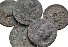 ROMAN. Provincial. Lot of five (5) Pamphylian bronze coins. Includes: Side. Philip II // Gallienus // Salonina // Valerian II // Sillyum. Gallienus. Average diameter about 29mm. Average Fine. LOT SOLD