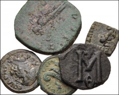 MIXED. Oriental Greek-Byzantine. Lot of five (5) bronze coins. Includes: ORIENTAL GREEK: Baktria. Menander. Æ 12mm // ROMAN PROVINCIAL: Lydia, Hypaepa. Pseudo-autonomous. Æ 17mm // Thrace, Coela. Comm