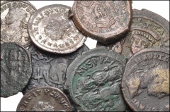MIXED. Roman Provincial–Byzantine. Lot of eleven (11) bronze coins. Includes: ROMAN PROVINCIAL: Thrace, Byzantium. Æ 30mm // ROMAN IMPERIAL: Aurelian. Antoninianus // Tacitus. Antoninianus // Probus. 