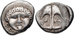 THRACE, Apollonia Pontika. Late 5th-4th centuries BC. AR Drachm (14mm, 2.79 g, 8h). Facing gorgoneion / Upright anchor; crayfish to left, A to right. Topalov, Apollonia 45; SNG BM Black Sea 160-1 var.