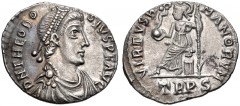 Theodosius I. AD 379-395. AR Siliqua (17mm, 1.59 g, 6h). Treveri (Trier) mint. Struck AD 388-395. Pearl-diademed, draped, and cuirassed bust right / Roma seated left on cuirass, holding crowning Victo