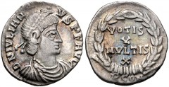 Julian II. AD 360-363. AR Siliqua (16mm, 2.08 g, 5h). Arelate (Arles) mint, 1st officina. Struck AD 361-363. Pearl-diademed, draped, and cuirassed bust right / VOTIS / V / MVLTIS / X within wreath; PC