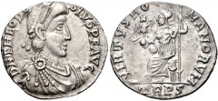 Theodosius I. AD 379-395. AR Siliqua (17mm, 1.51 g, 12h). Treveri (Trier) mint. Struck AD 388-395. Pearl-diademed, draped, and cuirassed bust right / Roma seated left on cuirass, holding crowning Vict