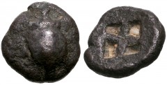 ISLANDS off ATTICA, Aegina. Late 6th-early 5th centuries BC. AR Obol (8.5mm, 1.05 g). Sea turtle / Quadripartite incuse square. Cf. Meadows, Aegina, Group II; HGC 6, –; SNG Copenhagen 514. Fine, find 