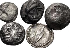 Large Lots GREEK. Miscellaneous. Lot of fourteen (14) AR fractions. Includes: SICILY, Syracuse. Hieron I. 478-466 BC. AR Litra. HGC 2, 1371 // THRACE, Apollonia Pontika. Late 5th-4th centuries BC. AR 