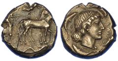 MONETE GRECHE SICILIA - SIRACUSA. Tetradracma, 450-440 a.C. Quadriga lenta guidata a d. dall'auriga, con in mano kentron e redini; sopra, Nike in volo a d. incorona i cavalli. R/ Testa della ninfa Are
