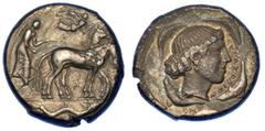 MONETE GRECHE SICILIA - SIRACUSA. Tetradracma, 450-400 a.C. Auriga, guida lentamente la quadriga a d.; in alto, Nike in volo incorona i cavalli. In esergo, mostro marino. R/ Testa della ninfa Arethusa