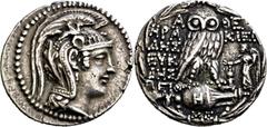 GRIECHISCHE MÜNZEN Attika Athen Tetradrachme "neuen Stils" 130/129 v. Chr., Magistrate Theophrast, Herakon und Sotas. Kopf der Athena mit Pegasoshelm / Eule auf Amphora, links Blitz, darunter ME. 12h.