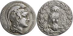 GRIECHISCHE MÜNZEN Attika Athen Tetradrachme "neuen Stils" nach 165 v. Chr. Kopf der Athena mit attischem Pegasoshelm / Eule auf Amphora in Lorbeerkranz, im Feld Monogramme und 2 Schlangen. 12h. HGC 1