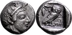 GRIECHISCHE MÜNZEN Attika Athen Tetradrachme 465/460 v. Chr. Kopf der Athena / Eule (Steinkauz), dahinter Olivenzweig und Mondsichel. 7h. Kampmann-Rutten 6 (Datierung 475er-465er v.); HGC 1594; Starr,