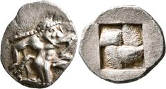 GRIECHISCHE MÜNZEN Thrakien Insel Thasos Trihemiobol 510/480 v. Chr. Satyr im Knielauf / Quadratum incusum mit 4 Feldern. HGC -, vgl. 333 (Diobol); Le Rider, Thasienne, vgl. Tf. 1,4 (Diobol); Picard i