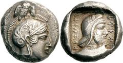 Lykien Dynast Kherei Stater 430/410 v. Chr., Xanthos. 8.42 g. Kopf der Athena mit attischem Helm nach r., darauf kleine Eule mit geöffneten Schwingen von vorn / Kopf des Dynasten (?) mit persischer Ky