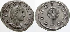RÖMISCHE MÜNZEN (ROMAN COINS) -Kaiserliche Prägungen -Kaiserliche Prägungen 1041. Maximinus I. Thrax für Diva Paulina.. Denar. Verschleierte Büste / Pfau von vorn. RIC 1; C. 1. 3.14 g. Sehr selten Vor