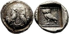 Lykien Dynast Kherei Diobol um 430 v. Chr., unbestimmte Mzst. in Zentrallykien (Kandyba?). 2 Hähne auf Rundschild / Eule in Quadratum incusum, im Feld abgekürzter Namenszug. Slg. Winsemann-Falghera (V