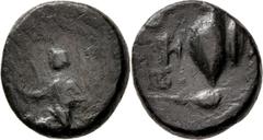 GRIECHISCHE MÜNZEN Attika Athen Kleinbronze (Chalkon?) 229/183 v. Chr. Triptolemos im Schlangenwagen nach links / Plemochoe, Weizenähre rechts daneben. Kroll -; HGC -; Svoronos, Tf. 103, 47-49. 1.98 g