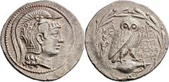 GRIECHISCHE MÜNZEN Attika Athen Tetradrachme "neuen Stils" 135/134 v. Chr., Magistratsjahr des Mened(emos) und Epigeno(...), Münzbeamter Theoph(anes). Kopf der Athena / In Kranz: Eule (Steinkauz) auf 