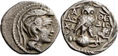 GRIECHISCHE MÜNZEN Attika Athen Drachme "neuen Stils" 132/131 v. Chr., Magistratsjahr des Do... und des Dio... Kopf der Athena / Eule (Steinkauz) auf Preisamphore in Lorbeerkranz, Beiz. Löwenprotome. 