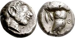 GRIECHISCHE MÜNZEN Attika Athen Tetradrachme 500/480 v. Chr. Kopf der Athena / Eule (Steinkauz) und Olivenzweig in Quadratum incusum. 3h. Seltman, Athens, Gruppe C; HGC 1590; Asyut Hoard, Tf. XIX, 393