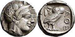 GRIECHISCHE MÜNZEN Attika Athen Tetradrachme 454/404 v. Chr. Kopf der Athena / Eule (Steinkauz), dahinter Olivenzweig und Mondsichel. 9h. Kampmann-Rutten 9 (Datierung 430er-420er v.); Kroll 8; HGC 159