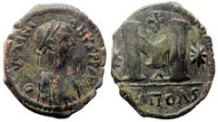 Byzantine Justinian I (527-565) AE Follis (Bronze, 12.05g, 32mm) Antioch. Justinian I (527-565) AE Follis (Bronze, 12.05g, 32mm) Antioch. Obv: DN IVSTINIANVS PP AVG, pearl diademed, draped, cuirassed 