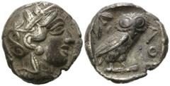 GRIECHENLAND, ATTIKA / Stadt Athen, AR Tetradrachme (5. Jh.v.Chr.). Kopf der Athena. Rs.Eule mit Olivenzweig undMondsichel im quadratum incusum. Sear 2521, ss