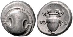 GREEK COINS GRIECHENLAND, BOEOTIEN / Stadt Thebes (Theben), AR Stater (368-364 v.Chr.). Boeotischer Schild. Rs.Volutenkrater mit Efeuranken an den Griffen, zwischen AP KA. 12,11g. BMC 117, ss+
