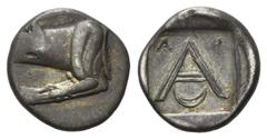 GREEK COINS GRIECHENLAND, ARGOLIS / Stadt Argos, AR Hemidrachme (350-230 v.Chr.). Wolfsprotome r. Rs.Grosses A über Mondsichel, darüber A-P. 2,63g BMC 73 schöne Tönung, ss+