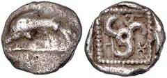 GREEK COINS KLEINASIEN, LYKIEN. Dynasten (500-460 v.Chr.), AR 1/6 Stater (480-460 v.Chr.). Delfin l. Rs.Triskeles im incusen Perlviereck. 1,43g. BMC 19.11.51 Var. selten, f.s/