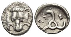 GREEK COINS KLEINASIEN, LYKIEN. Dynasten (390-360 v.Chr.), AR 1/3 Stater (Mithrapata, um 390 v.Chr.). Löwenskalp. Rs.Triskeles, Beiz. Astragalos. 2,9g. BMC 19.32.136; SNG Aul 4246