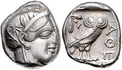 GREEK COINS GRIECHENLAND, ATTIKA / Stadt Athen, AR Tetradrachme (449-413 v.Chr.). Kopf der Athena r. Rs.Eule mit Olivenzweig und Mondsichel im quadratum incusum. 17,19g. ss-vz Sear 2526; BMC 11.8.62