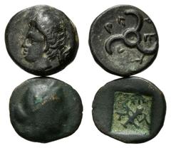GREEK COINS KLEINASIEN, LYKIEN. Perikles, um 380 v.Chr., AE 13. Pankopf l. Rs.Triskelis. 2,23g. DAZU:Stadt TLOS, AE 13. Artemiskopf r. Rs.Bogen und Köcher, LYKION, im vertieften Quadrat. 1,13g. 2 Stk.
