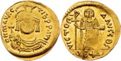 Gold - Byzantine Maurice Tiberius, Solidus 582-602, ConstantinopleByzantine, Maurice Tiberius, Solidus 582-602, Constantinople, 4,084 g, Au, Sear 529, weakly strike, small graffiti, mint luster; aUNC 
