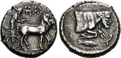 MONNAIES GRECQUES: SICILE ET CARTHAGE GÉLA. Tétradrachme, (vers 430-425). A/. Quadrige à droite. Couronne devant l'aurige. R/. Protomé de taureau androcéphale à droite. Poisson et nœud de filet au-des