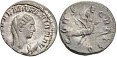 ROMAN COINS MÜNZEN DER RÖMISCHEN KAISERZEIT Valerianus, 253-260 für Diva Mariniana. AR-Antoninian, Viminacium; 3,94 g. Drapierte Büste r. mit Schleier auf Mondsichel//Pfau fliegt r. mit Diva. MIR 850 