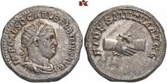 ROMAN COINS MÜNZEN DER RÖMISCHEN KAISERZEIT Balbinus, 238. AR-Antoninian, Rom; 5,97 g. Drapierte Büste r. mit Strahlenbinde//Handschlag. BMC 71; Coh. 6; RIC 11. Feine Tönung, kl. Feilspur am Rand, Rei