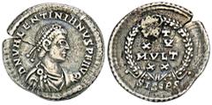 ROMAN COINS MÜNZEN DER RÖMISCHEN KAISERZEIT Valentinianus II., 375-392. AR-Siliqua, 375/378, Siscia; 2,01 g. Drapierte Büste r. mit Perldiadem//In Kranz: VOT/XV/MVLT/XX. RIC 19 c. Kl. Schrötlingsriß, 