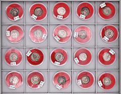 ROMAN COINS LOTS RÖMISCHER MÜNZEN Lot Antoniniane: Das interessante Lot beeinhaltet schwerpunktmäßig Prägungen des Gordianus III. und des Philippus Arabs, aber auch einen Antoninian des Antoninus III.