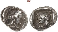 GRIECHISCHE MÜNZEN ATTICA. ATHEN. AR-Triobol, 525/515 v. Chr.; 2,06 g. Athenakopf r. mit attischem Helm//In Incusum: Kopf der Aphrodite Pandemos l., davor Olivenzweig. Hoover 1639. RR Feine Tönung, gu
