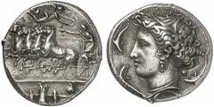 GRIECHISCHE MÜNZEN SICILIA SYRAKUS AR-Dekadrachme, nach 405 v. Chr.; 43,34 g. Quadriga im Galopp l., der Lenker, von fliegender Nike bekränzt, streckt den Treibstab weit vor; im Abschnitt Waffengruppe