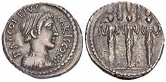 ROMAN COINS MÜNZEN DER RÖMISCHEN REPUBLIK AR-Denar, 41 v. Chr., Rom, P. Accoleius Lariscolus; 3,78 g. Drapierte Büste der Diana Nemorensis r.//Dreifache Kultstatue der Diana Nemorensis v. v. (Diana, H