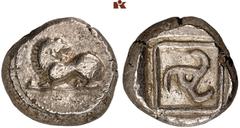 DIE SAMMLUNG DR. KAYA SAYAR, TEIL I - LYKIEN, PAMPHYLIEN UND KILIKIEN LYCIA. Dynastische Prägungen. Kuprilli AR-Stater, 470/440 v. Chr., unbestimmte Münzstätte; 9,18 g. Löwe liegt l., zurückblickend//