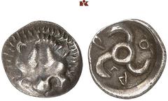 DIE SAMMLUNG DR. KAYA SAYAR, TEIL I - LYKIEN, PAMPHYLIEN UND KILIKIEN LYCIA. Dynastische Prägungen. Aruwatijesi AR-Obol, 390/370 v. Chr., Zagaba; 0,69 g. Löwenmaske v. v.//In rundem Incusum: Triskelis