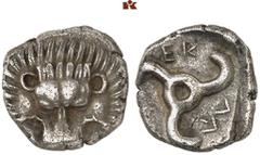 DIE SAMMLUNG DR. KAYA SAYAR, TEIL I - LYKIEN, PAMPHYLIEN UND KILIKIEN LYCIA. Dynastische Prägungen. Perikle AR-Tetrobol, 380/360 v. Chr., Limyra (?); 2,67 g. Löwenmaske v. v.//In rundem Incusum: Trisk