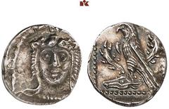 DIE SAMMLUNG DR. KAYA SAYAR, TEIL I - LYKIEN, PAMPHYLIEN UND KILIKIEN CILICIA. UNBESTIMMTE MÜNZSTÄTTE. AR-Obol, 4. Jahrhundert v. Chr.; 0,61 g. Herakleskopf v. v. im Löwenfell//Adler steht l. auf Hirs