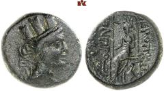 DIE SAMMLUNG DR. KAYA SAYAR, TEIL I - LYKIEN, PAMPHYLIEN UND KILIKIEN CILICIA. HIERAPOLIS-KASTABALA. Æs, 2./1. Jahrhundert v. Chr.; 9,19 g. Tychekopf r. mit Mauerkrone// Göttin sitzt l. mit Phiale, un