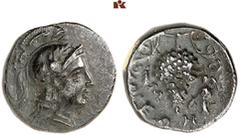 DIE SAMMLUNG DR. KAYA SAYAR, TEIL I - LYKIEN, PAMPHYLIEN UND KILIKIEN CILICIA. SOLOI. Æs, 350/330 v. Chr.; 1,88 g. Athenakopf r. mit attischem Helm//Weintraube, r. Nike. SNG France 2, vergl. 189 f.; S