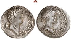 MÜNZEN DER ANTIKEN WELT AUS DIVERSEM BESITZ RÖMISCHE MÜNZEN. IMPERATORISCHE PRÄGUNGEN. Marcus Antonius, † 30 v. Chr. - und Kleopatra. AR-Denar, 34 v. Chr., Alexandria; 3,36 g. Kopf r., dahinter armeni