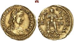 ROMAN COINS MÜNZEN DER RÖMISCHEN KAISERZEIT Valentinianus III. 425-455. AV-Solidus, 440/455, Rom; 4.39 g. Drapierte Büste r. mit Rosettendiadem//Kaiser steht v. v. mit Kreuzstab und Victoria auf Globu